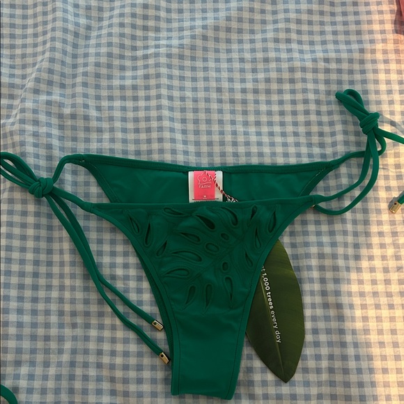 NWT FARM Rio Monstera Eyelet Bikini Size Medium (Top & Bottom) - Picture 7 of 8